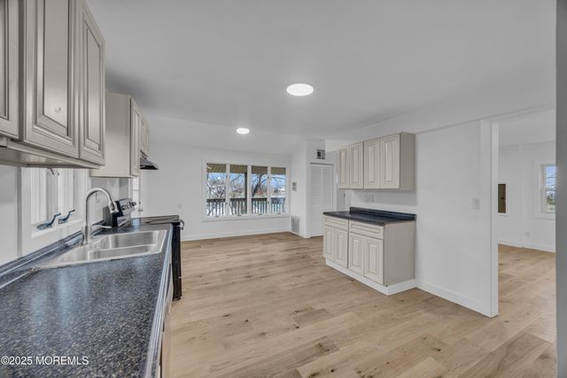 234 Beach Avenue, Middletown, NJ 07748