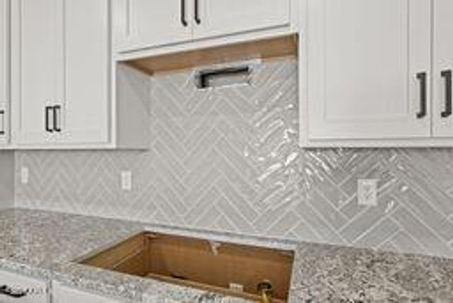 18941 W MONTEROSA Street, Litchfield Park, AZ 85340