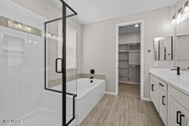 18941 W MONTEROSA Street, Litchfield Park, AZ 85340