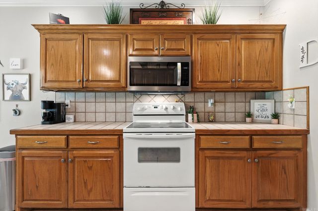 1313 Richard Street, Hot Springs, AR 71913