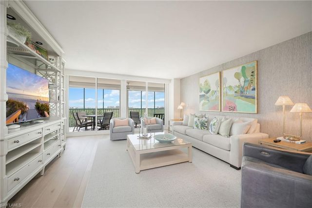 7515 Pelican Bay BLVD 6B, Naples, FL 34108