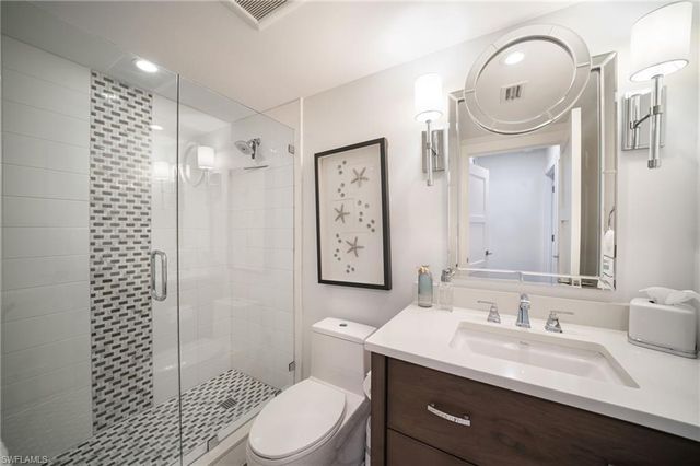 7515 Pelican Bay BLVD 6B, Naples, FL 34108