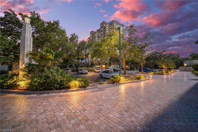 7515 Pelican Bay BLVD 6B, Naples, FL 34108