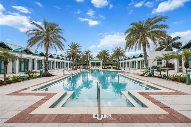 7515 Pelican Bay BLVD 6B, Naples, FL 34108