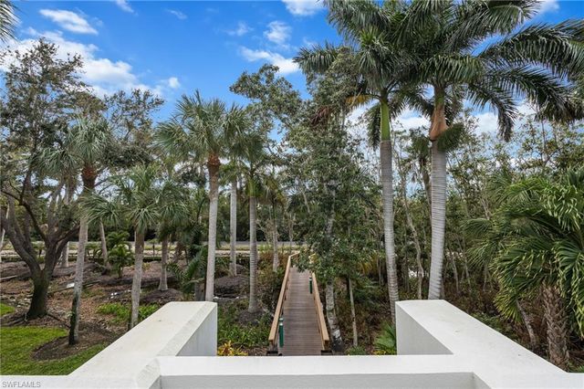 7515 Pelican Bay BLVD 6B, Naples, FL 34108