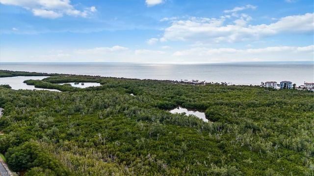 7515 Pelican Bay BLVD 6B, Naples, FL 34108