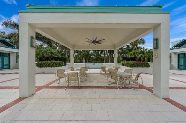 7515 Pelican Bay BLVD 6B, Naples, FL 34108