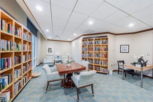 7515 Pelican Bay BLVD 6B, Naples, FL 34108