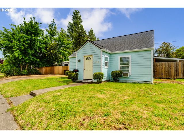 525 21ST St, Springfield, OR 97477