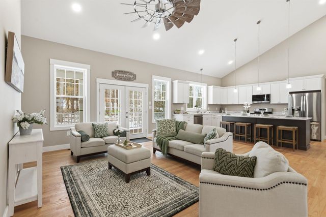 69 Lady Walsingham Way Lot 31, Laconia, NH 03246