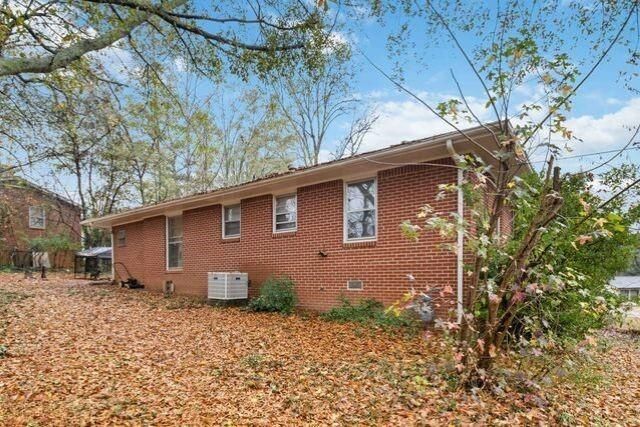 913 Longleaf Drive, Forest Park, GA 30297