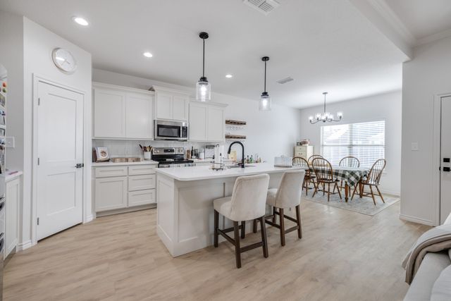 7412 Olive Grove Avenue, Abilene, TX 79606