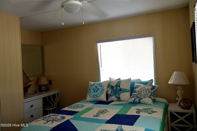 9136 E Calabash Drive SW, Calabash, NC 28467