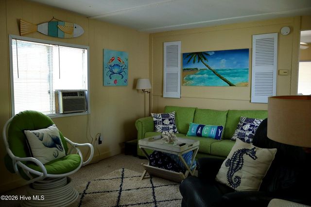 9136 E Calabash Drive SW, Calabash, NC 28467