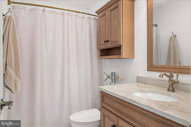3043 FAIRHILL DR, Collegeville, PA 19426