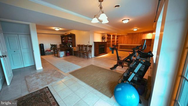 3043 FAIRHILL DR, Collegeville, PA 19426