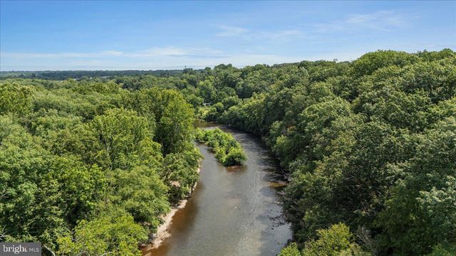 3043 FAIRHILL DR, Collegeville, PA 19426