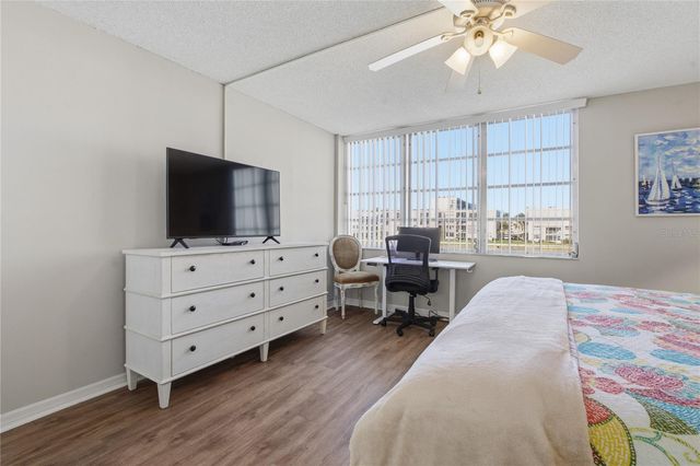 7540 BAY ISLAND DRIVE S 251, South Pasadena, FL 33707