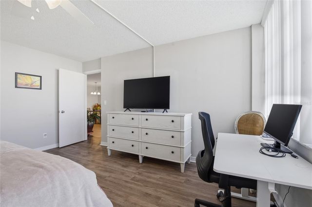 7540 BAY ISLAND DRIVE S 251, South Pasadena, FL 33707