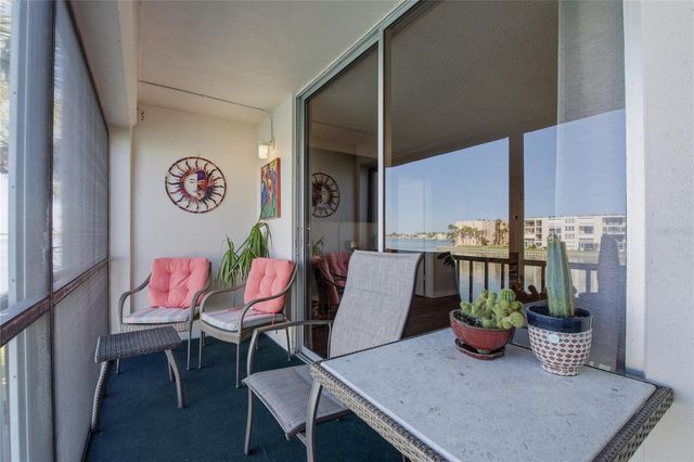 7540 BAY ISLAND DRIVE S 251, South Pasadena, FL 33707