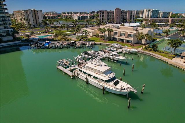 7540 BAY ISLAND DRIVE S 251, South Pasadena, FL 33707