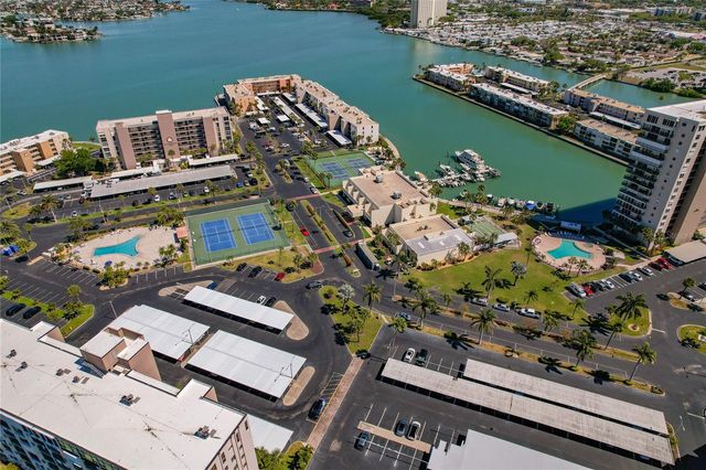 7540 BAY ISLAND DRIVE S 251, South Pasadena, FL 33707