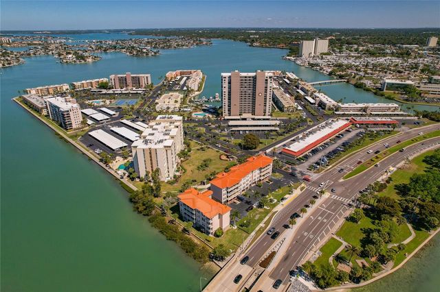 7540 BAY ISLAND DRIVE S 251, South Pasadena, FL 33707