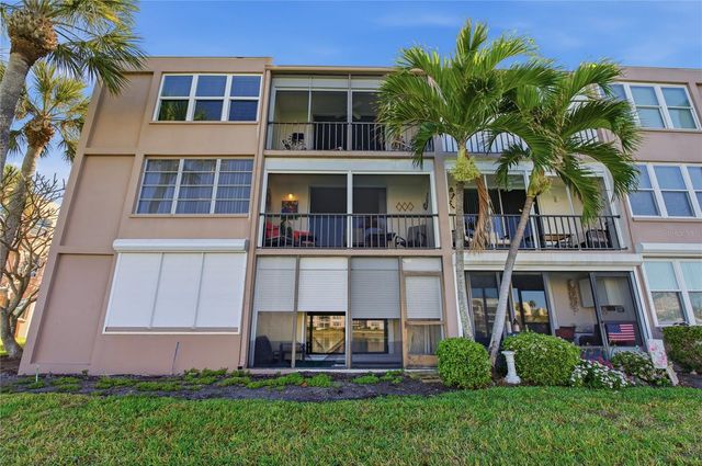 7540 BAY ISLAND DRIVE S 251, South Pasadena, FL 33707