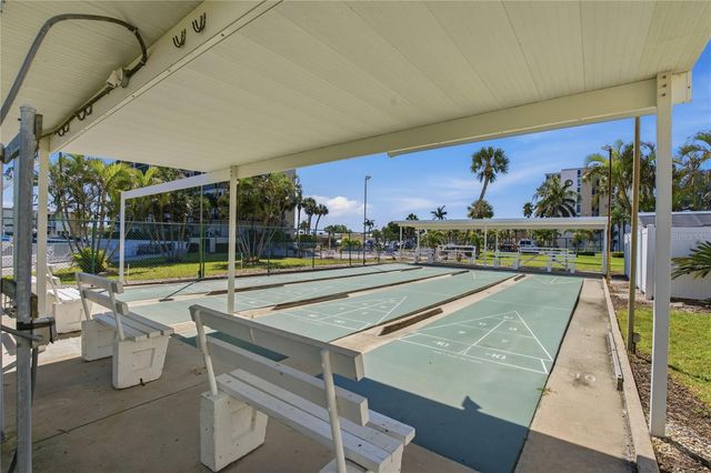 7540 BAY ISLAND DRIVE S 251, South Pasadena, FL 33707