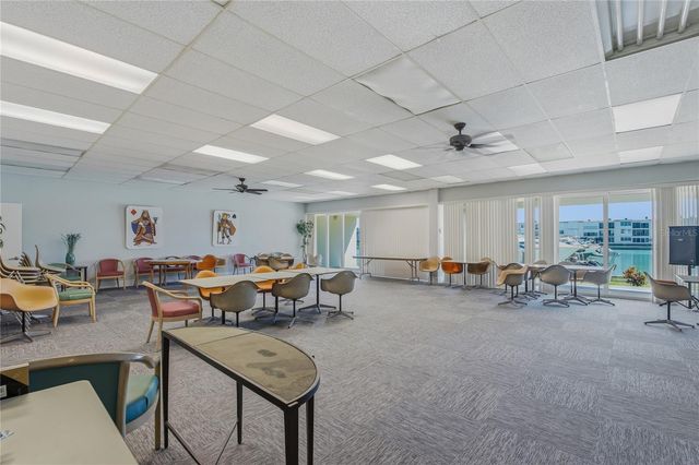 7540 BAY ISLAND DRIVE S 251, South Pasadena, FL 33707