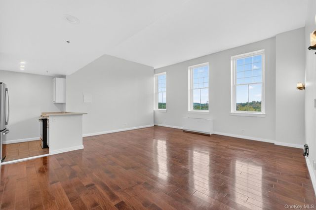 5211 Villa At The, Peekskill, NY 10566