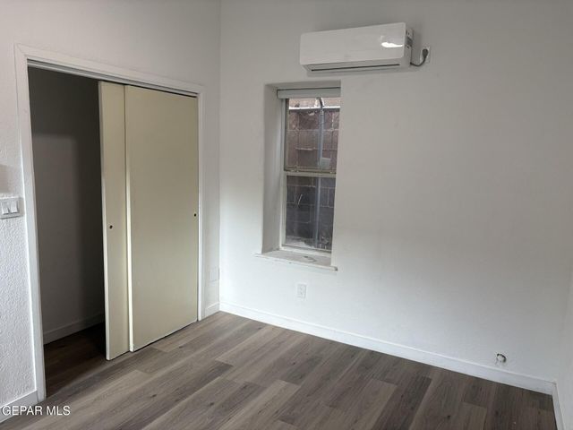 2916 Pera Avenue B, El Paso, TX 79905