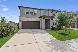 213 Stinchcomb RD, Hutto, TX 78634
