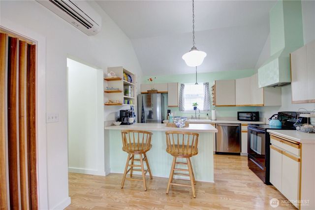 4830 Cedar Lane, Blaine, WA 98230