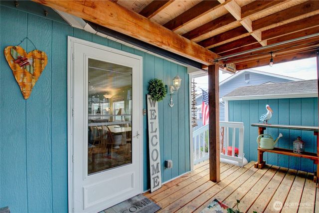 4830 Cedar Lane, Blaine, WA 98230