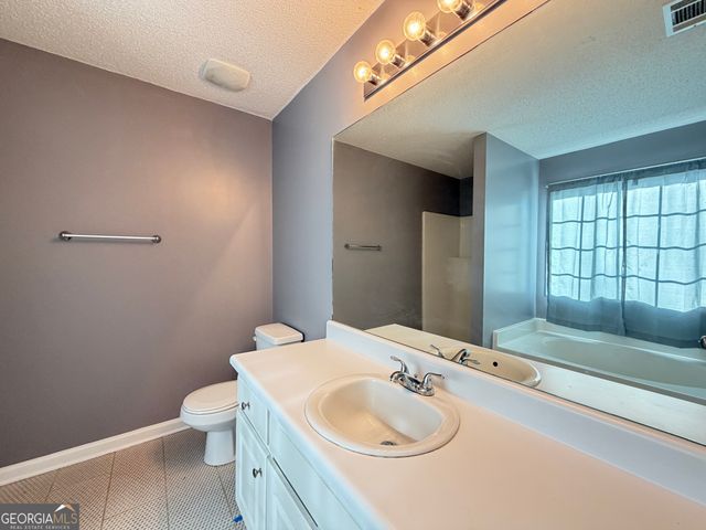 520 Redbud Lane, Mount Airy, GA 30563