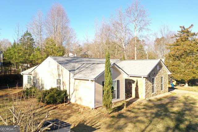 520 Redbud Lane, Mount Airy, GA 30563