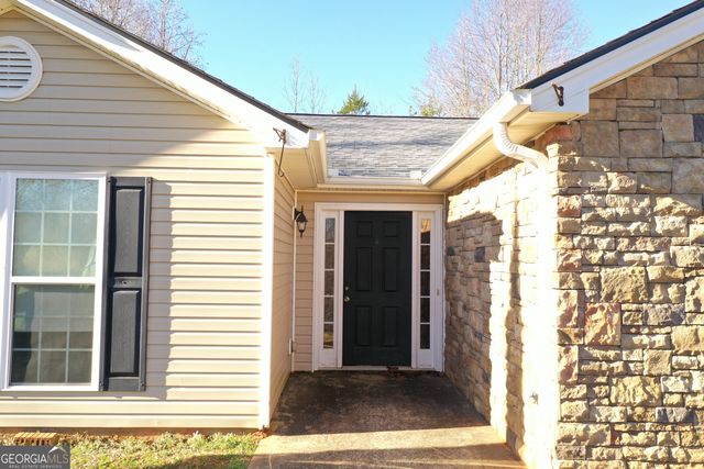 520 Redbud Lane, Mount Airy, GA 30563