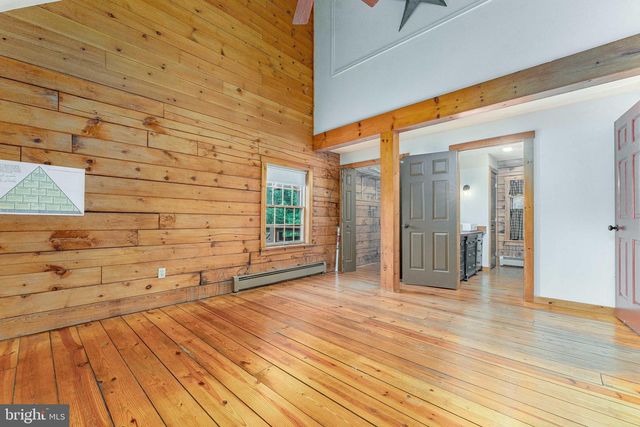 1821 W STRASBURG RD, West Chester, PA 19382