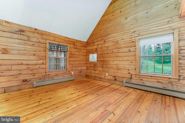 1821 W STRASBURG RD, West Chester, PA 19382