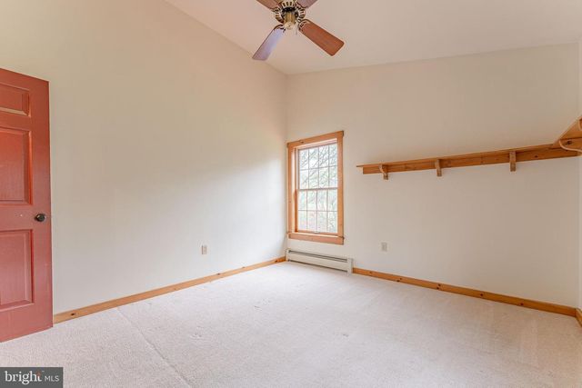 1821 W STRASBURG RD, West Chester, PA 19382