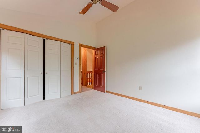 1821 W STRASBURG RD, West Chester, PA 19382