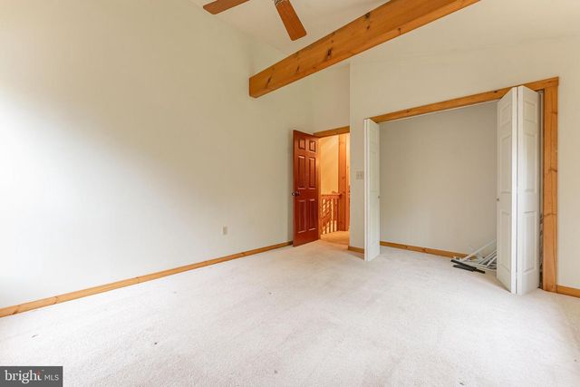 1821 W STRASBURG RD, West Chester, PA 19382