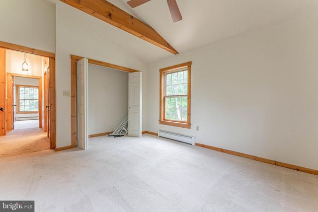 1821 W STRASBURG RD, West Chester, PA 19382