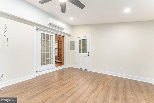 1821 W STRASBURG RD, West Chester, PA 19382