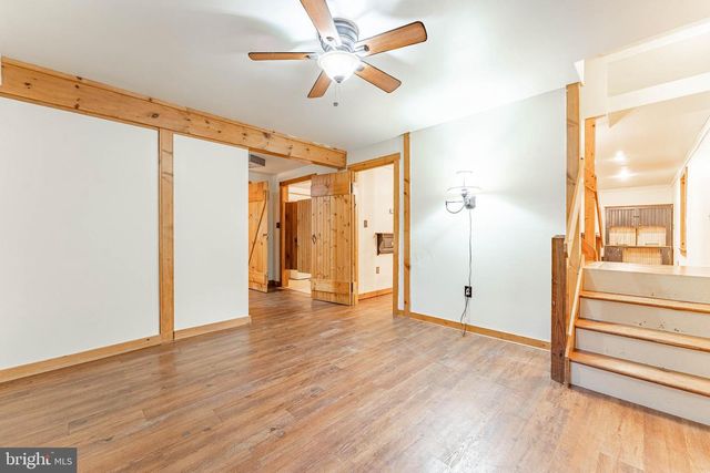 1821 W STRASBURG RD, West Chester, PA 19382