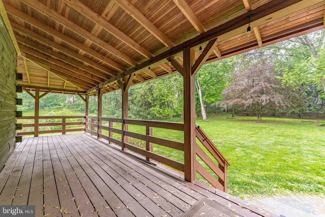 1821 W STRASBURG RD, West Chester, PA 19382
