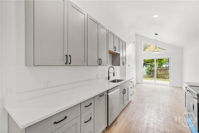 2403 Mississippi Avenue, Savannah, GA 31404