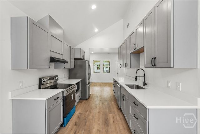 2403 Mississippi Avenue, Savannah, GA 31404