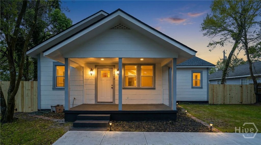 2403 Mississippi Avenue, Savannah, GA 31404